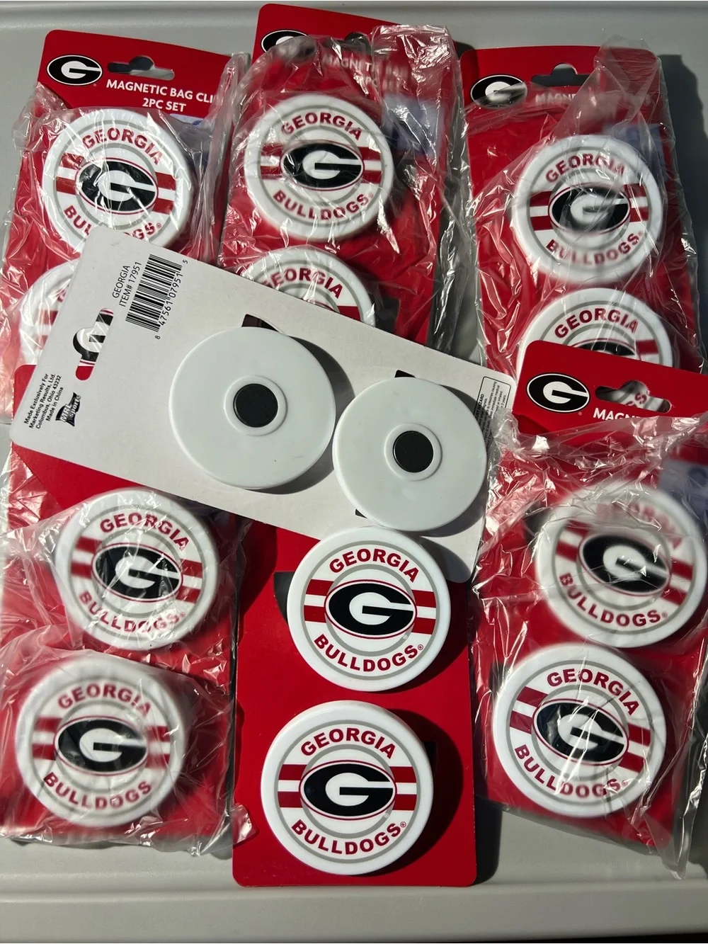Magnetic Bag Clips - White/Red Team Logo 7 (2-Packs)